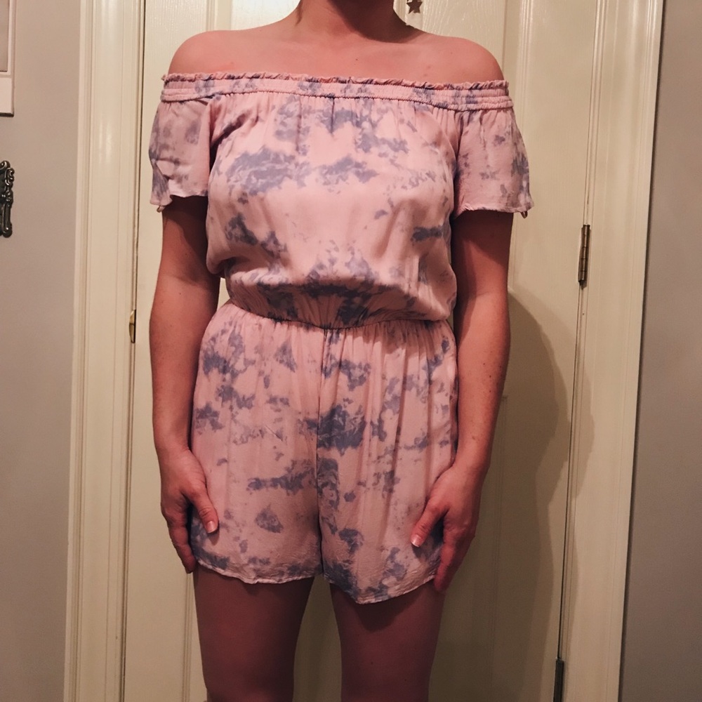 Hollister romper